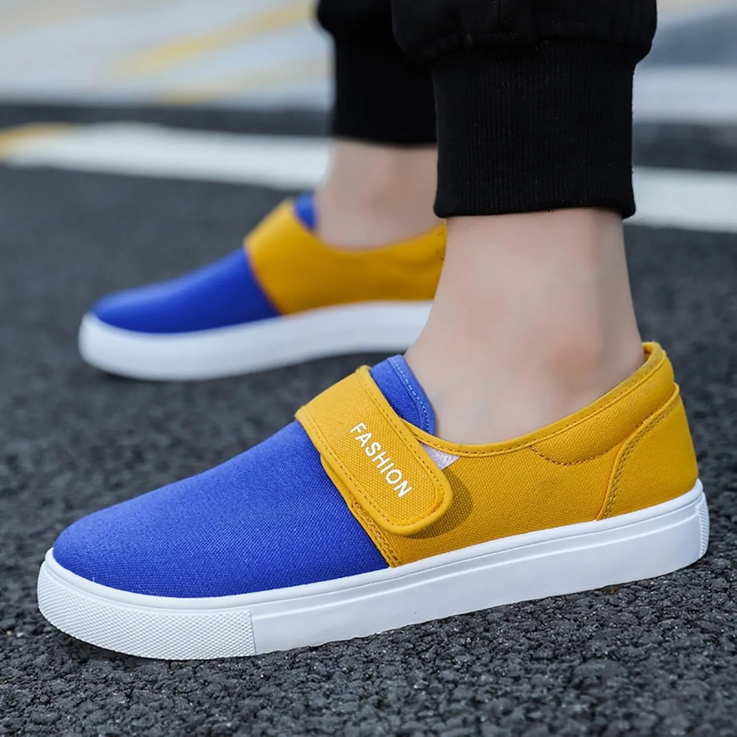Light-Weight Mens Loafers & Slip-Ons Canvas for Men Low Top Walking Shoes Fashion Casual Shoes