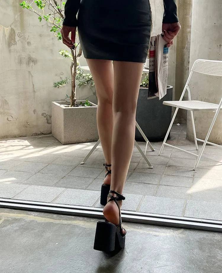 Lilyana Platform Sandals