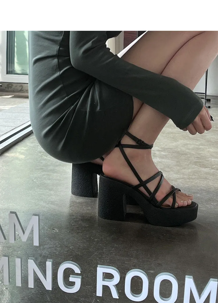 Lilyana Platform Sandals