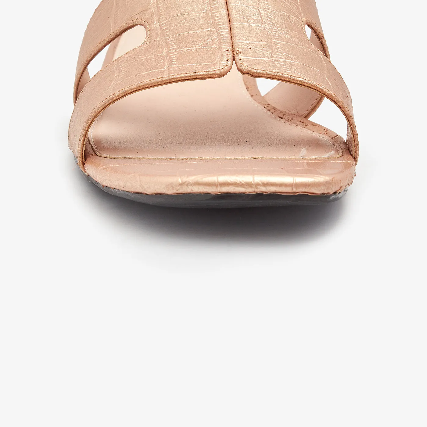 Shimmery Women Chappals