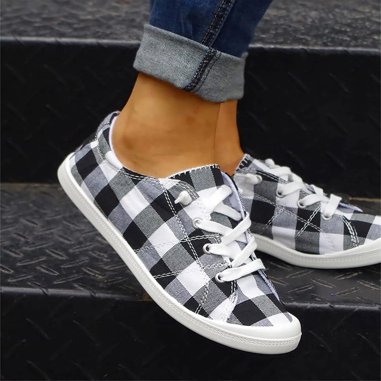 Women Sneakers Canvas Slip-On Christmas Print Comfortable Casual Lace Up Low-Top Fall Shoes for Women